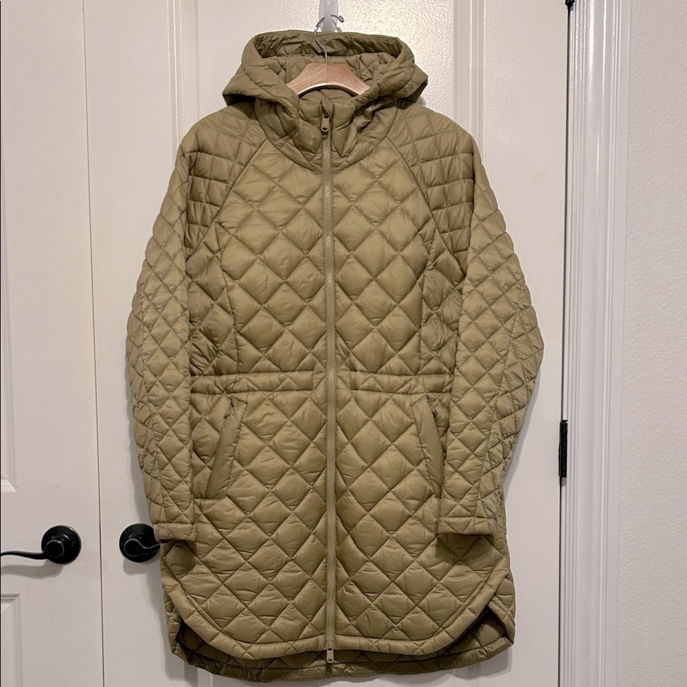 Athleta Quilted Puffer Jacket - Khaki
